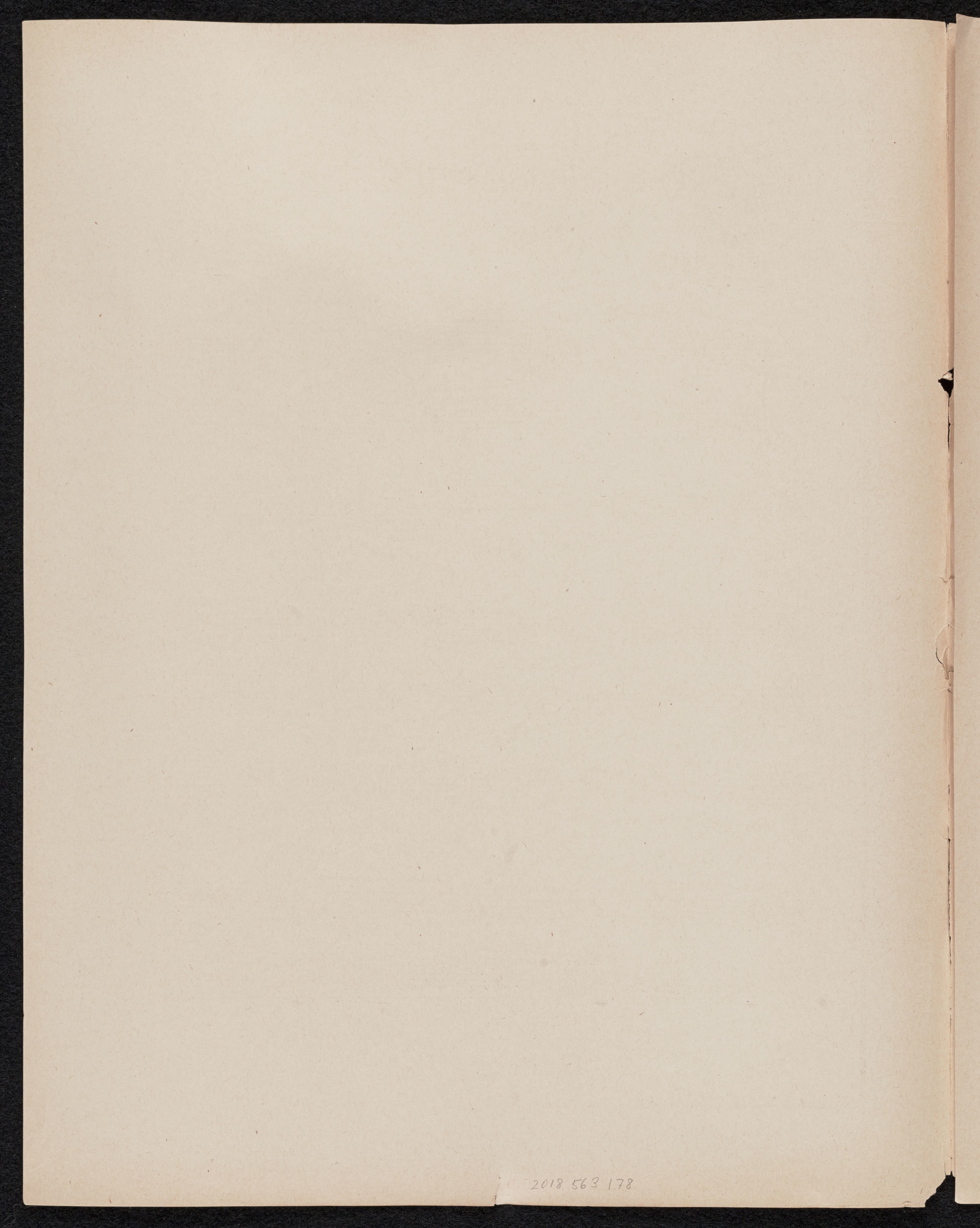 2018563178-2